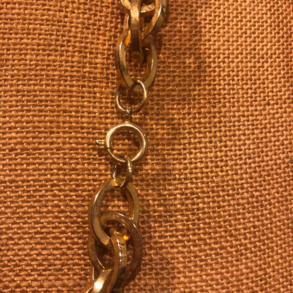 Gold Chain - Picture 4 of 4